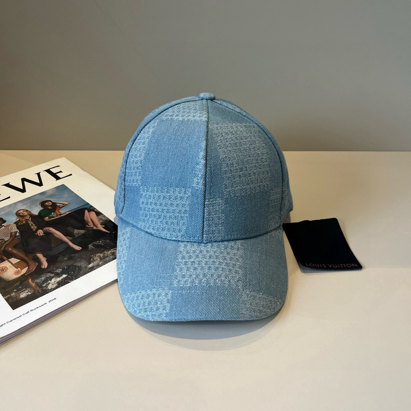 🧢路易威登棒球帽 LouisVuitton😍新款LV棒球帽，重工打造♥️高端大气，百搭款🤗男女通用！跑量