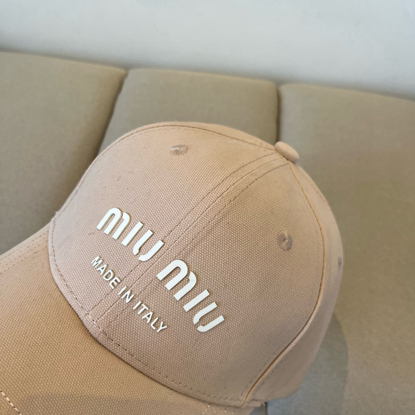  谬谬miumiu 原单春夏新款棒球帽，正品开模订制，原版做工细致质量超赞！