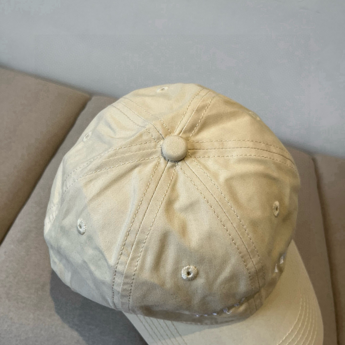  谬谬miumiu 原单春夏新款棒球帽，正品开模订制，原版做工细致质量超赞！