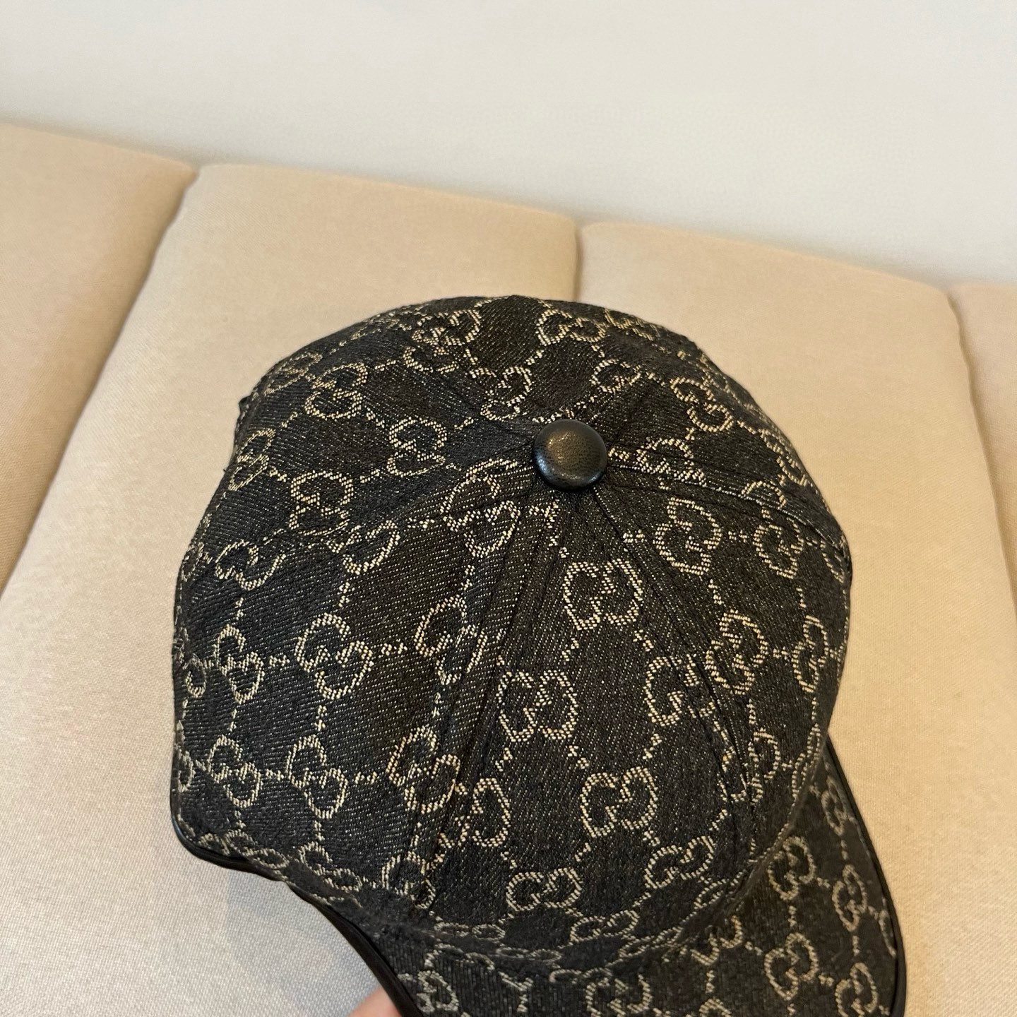  古奇棒球帽♥️GUCCI🧢官网新品，棒球帽，原单品质火爆来袭 。🎩 工艺非常精美 高档大气上档次！低调