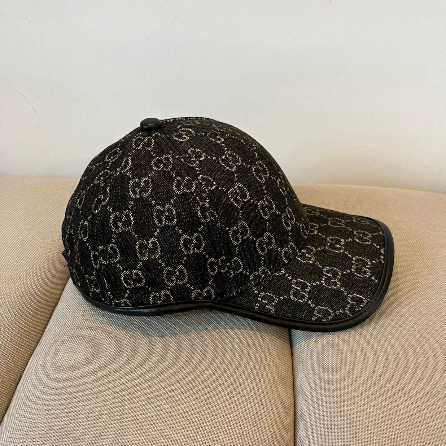  古奇棒球帽♥️GUCCI🧢官网新品，棒球帽，原单品质火爆来袭 。🎩 工艺非常精美 高档大气上档次！低调