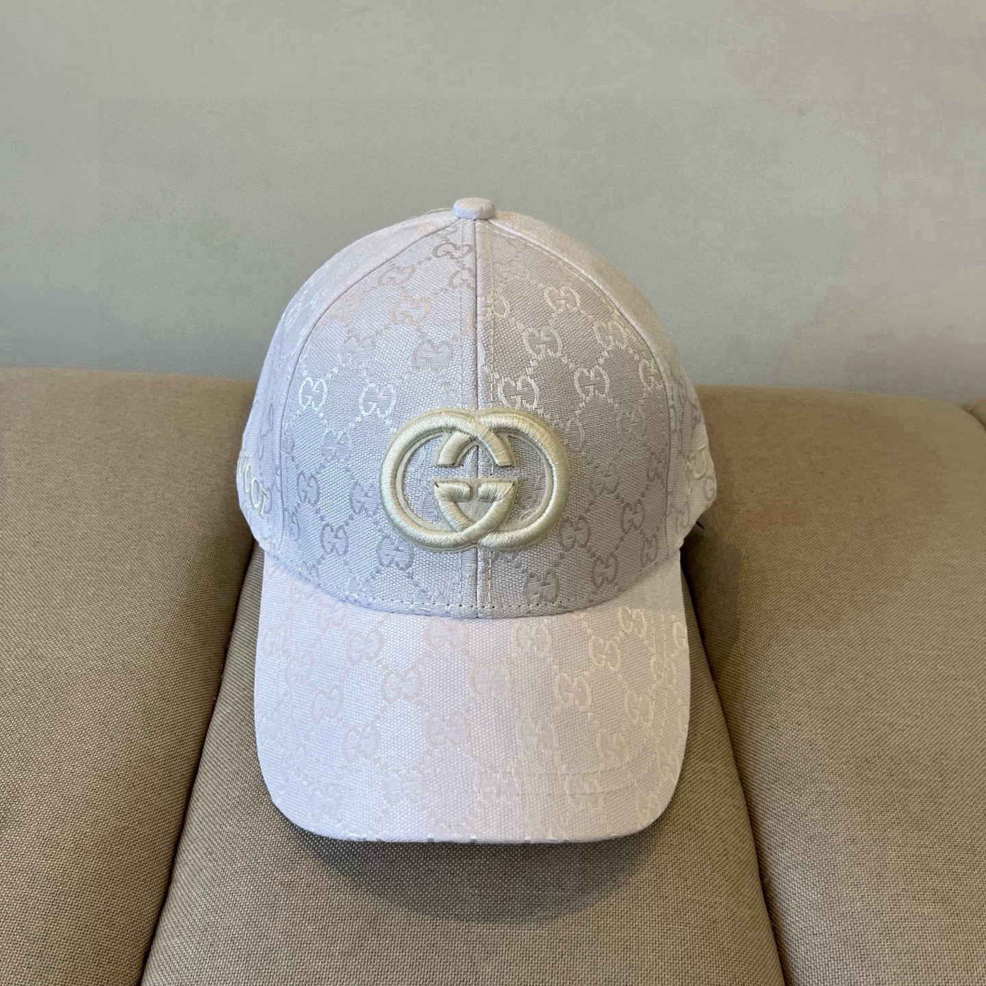  古奇棒球帽♥️GUCCI🧢官网新品，棒球帽，原单品质火爆来袭 。🎩 工艺非常精美 高档大气上档次！低调