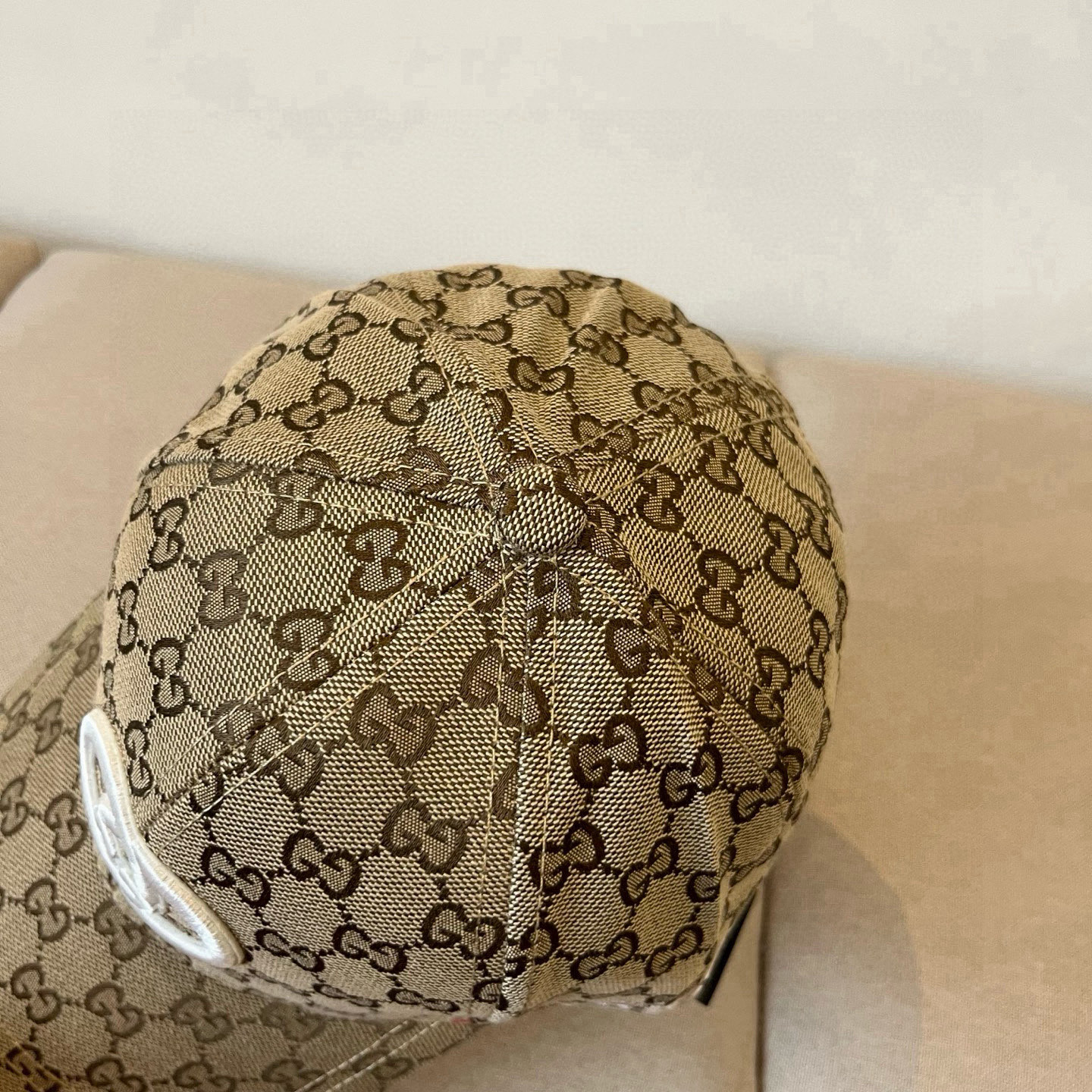  古奇棒球帽♥️GUCCI🧢官网新品，棒球帽，原单品质火爆来袭 。🎩 工艺非常精美 高档大气上档次！低调