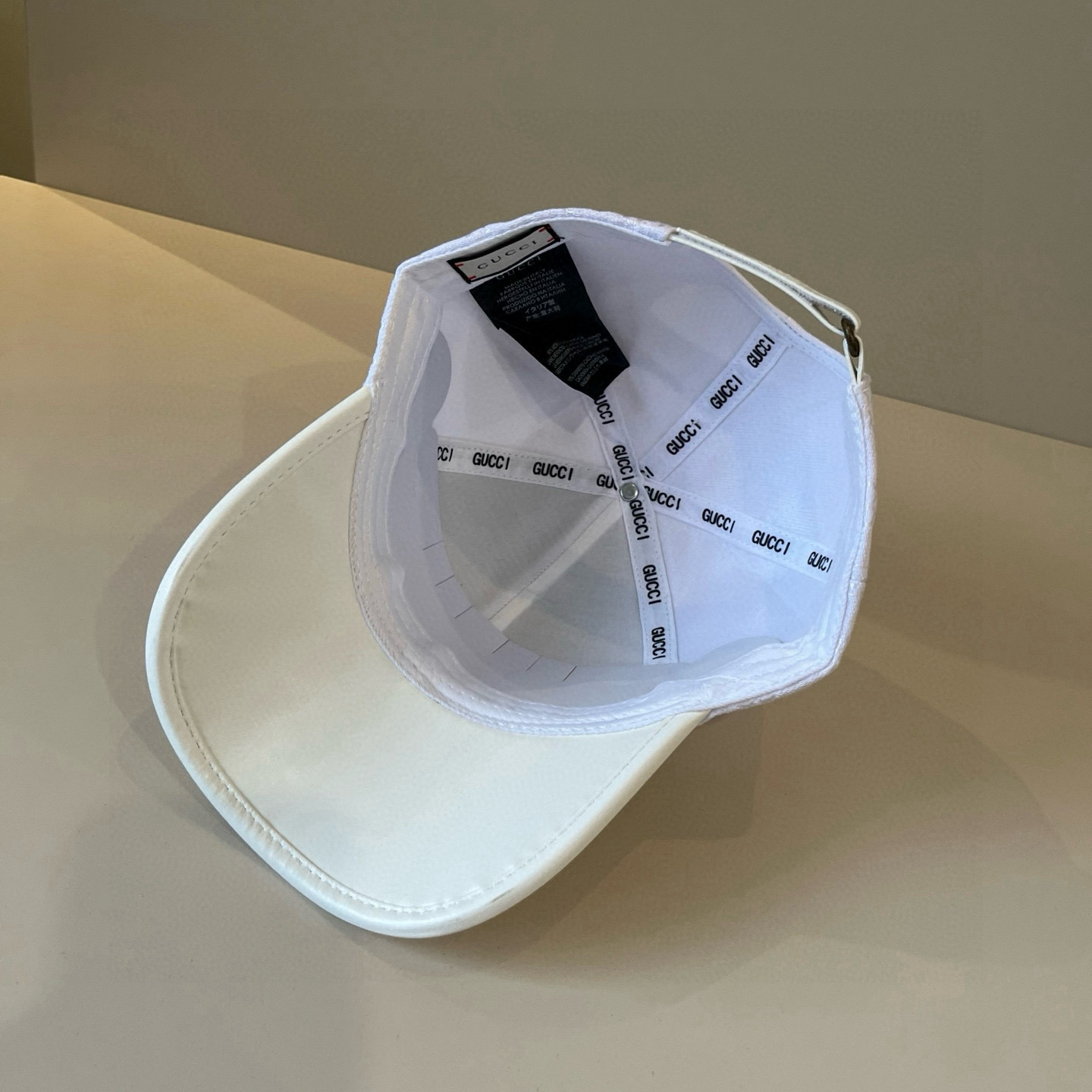  古奇棒球帽♥️GUCCI🧢官网新品，棒球帽，原单品质火爆来袭 。🎩 工艺非常精美 高档大气上档次！低调