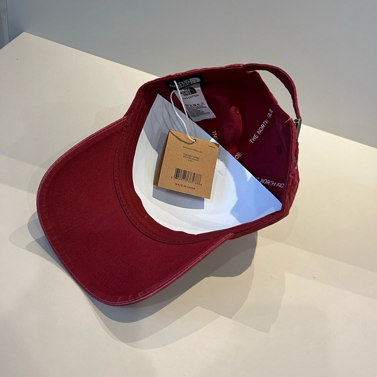 
北面♥️棒球帽🧢官网新品棒球帽，原单品质火爆来袭 。🎩 工艺非常精美 高档大气上档次！低调奢华，方便携