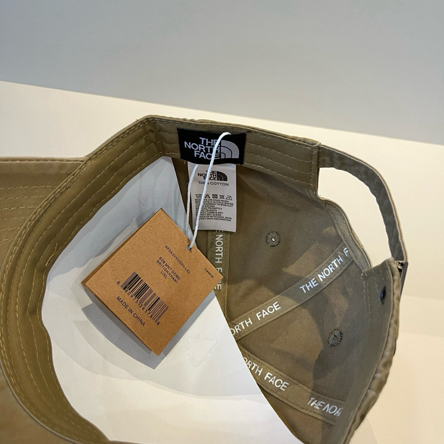 
北面♥️棒球帽🧢官网新品棒球帽，原单品质火爆来袭 。🎩 工艺非常精美 高档大气上档次！低调奢华，方便携