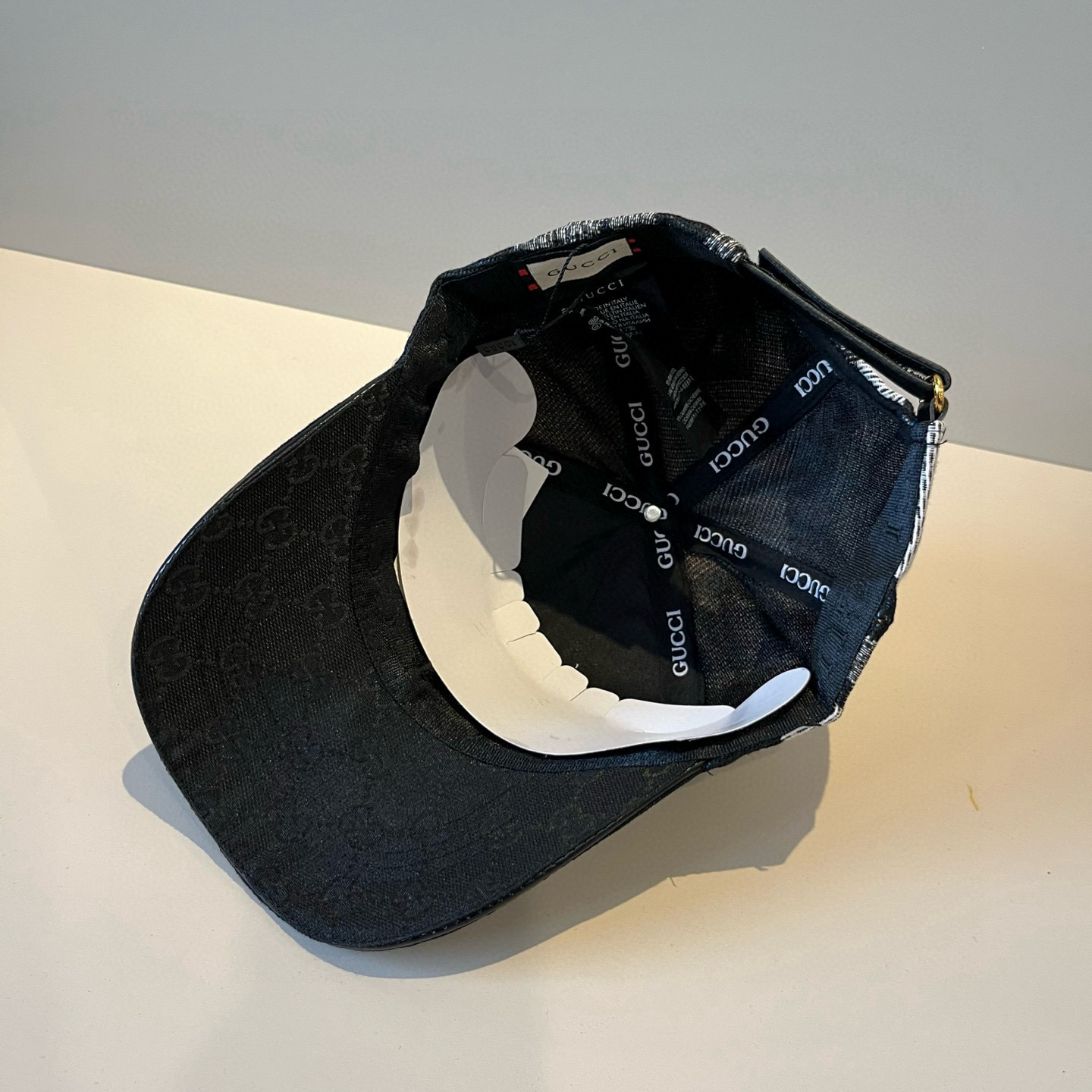  古奇棒球帽♥️GUCCI🧢官网新品，棒球帽，原单品质火爆来袭 。🎩 工艺非常精美 高档大气上档次！低调