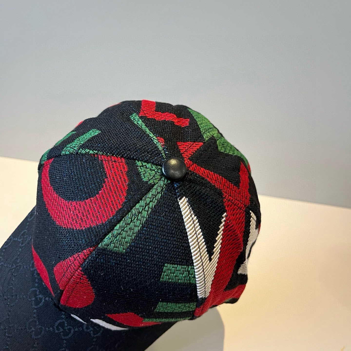  古奇棒球帽♥️GUCCI🧢官网新品，棒球帽，原单品质火爆来袭 。🎩 工艺非常精美 高档大气上档次！低调