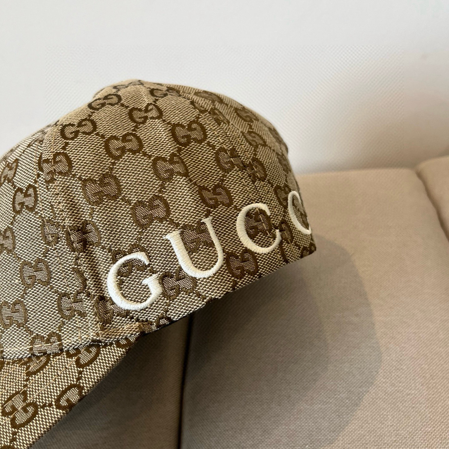  古奇棒球帽♥️GUCCI🧢官网新品，棒球帽，原单品质火爆来袭 。🎩 工艺非常精美 高档大气上档次！低调