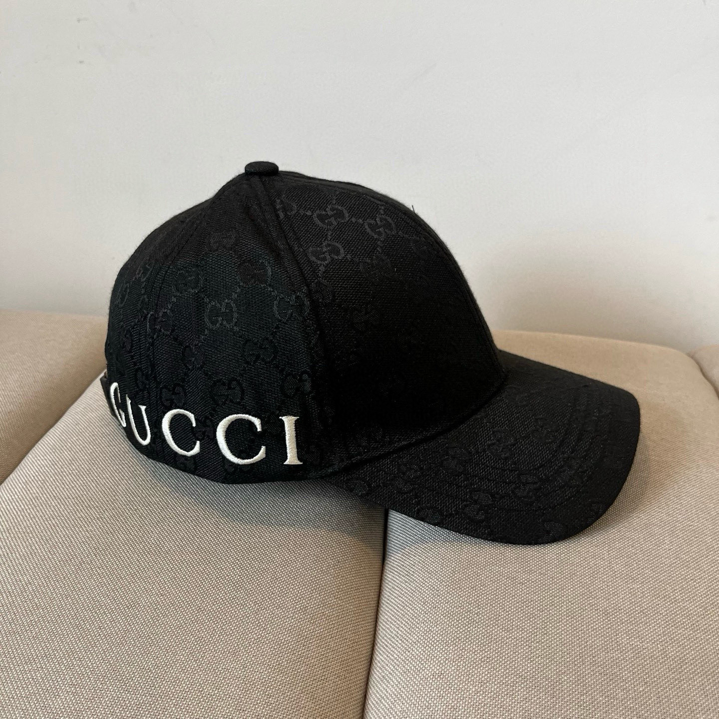 古奇棒球帽♥️GUCCI🧢官网新品，棒球帽，原单品质火爆来袭 。🎩 工艺非常精美 高档大气上档次！低调