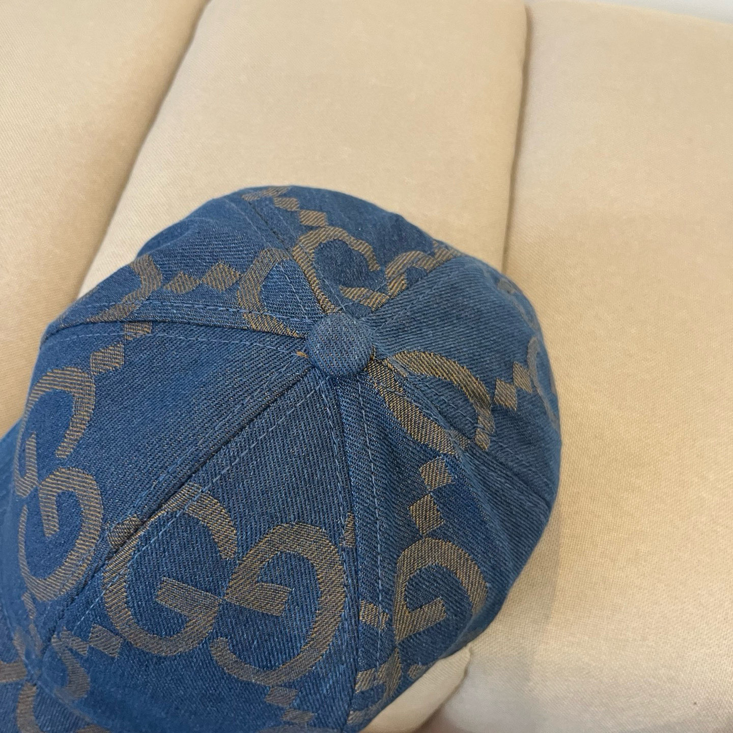  古奇棒球帽♥️GUCCI🧢官网新品，棒球帽，原单品质火爆来袭 。🎩 工艺非常精美 高档大气上档次！低调