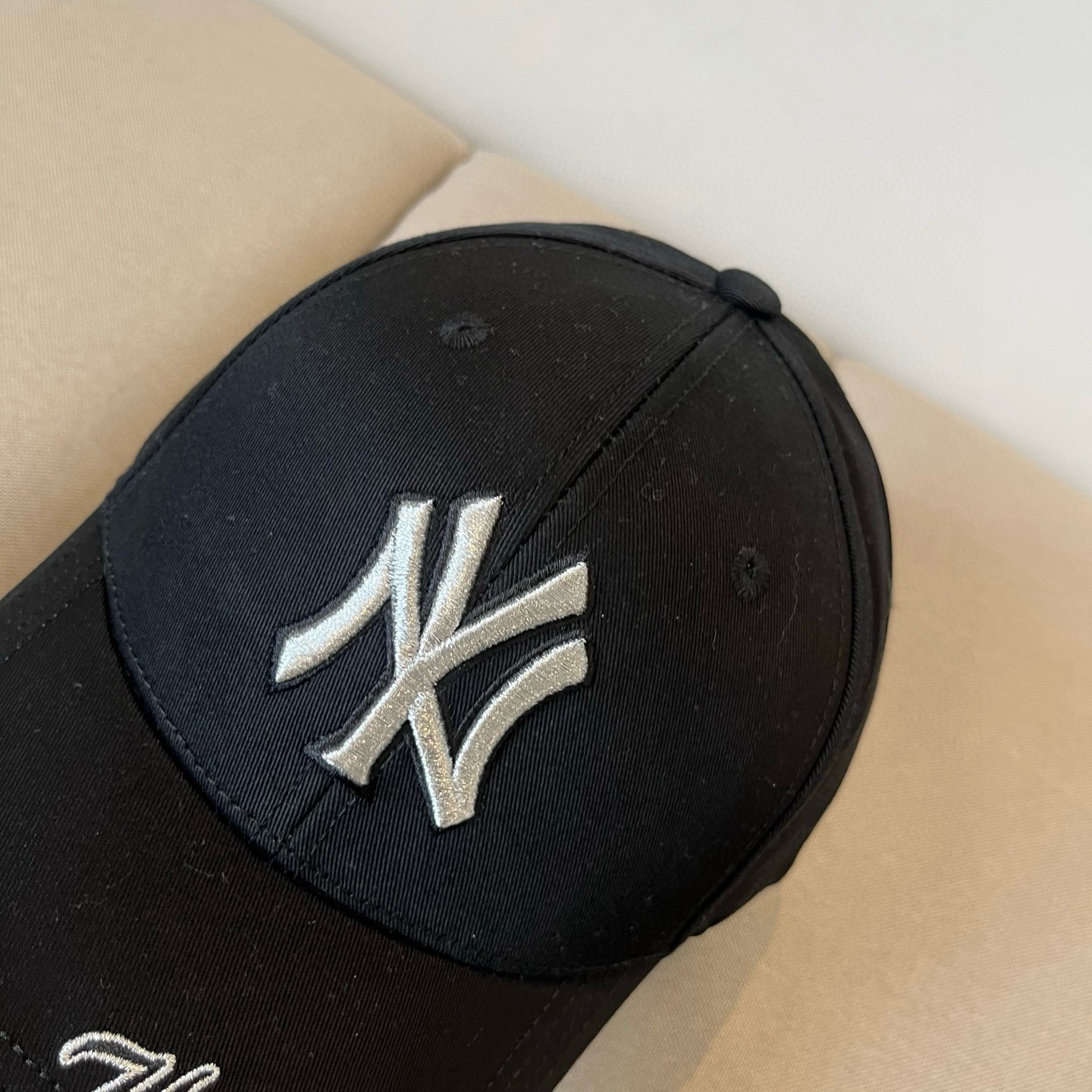  新品ꫛꫀꪝ ❥——❤专柜品质，细节就是完美
MLB拼接新款 官网步上新Ny🧢，代购版本 质量看细节好！