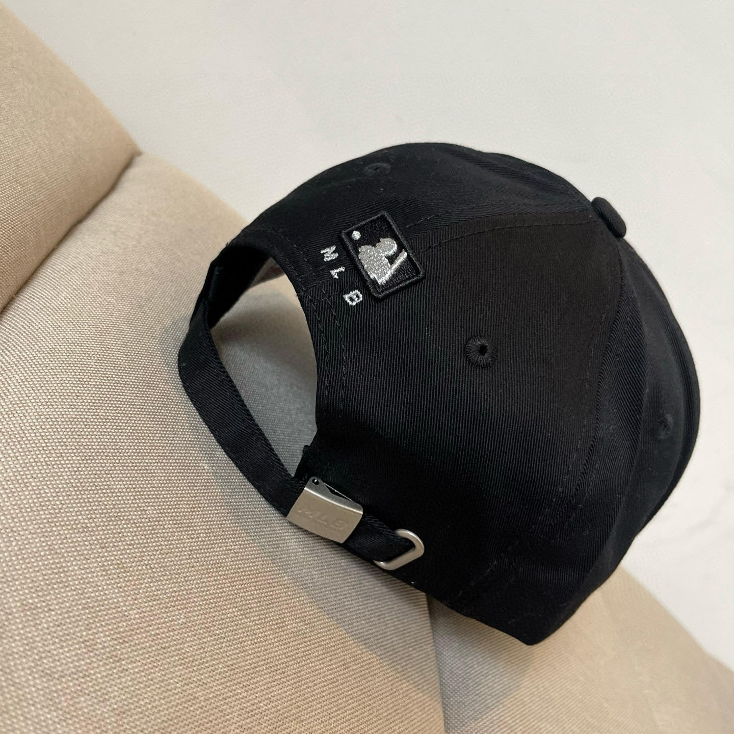  新品ꫛꫀꪝ ❥——❤专柜品质，细节就是完美
MLB拼接新款 官网步上新Ny🧢，代购版本 质量看细节好！