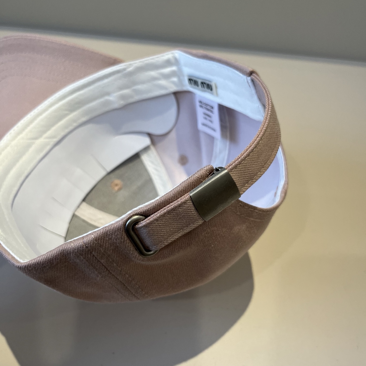  谬谬miumiu 原单春夏新款棒球帽，正品开模订制，原版做工细致质量超赞！