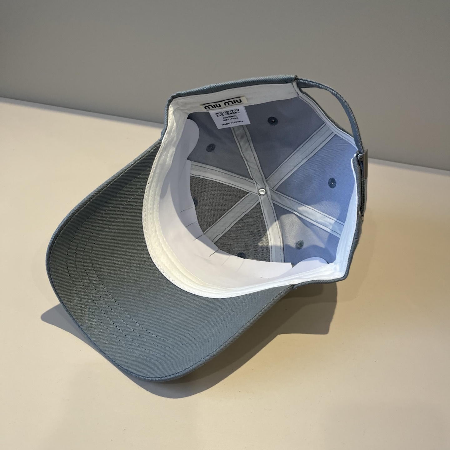  谬谬miumiu 原单春夏新款棒球帽，正品开模订制，原版做工细致质量超赞！