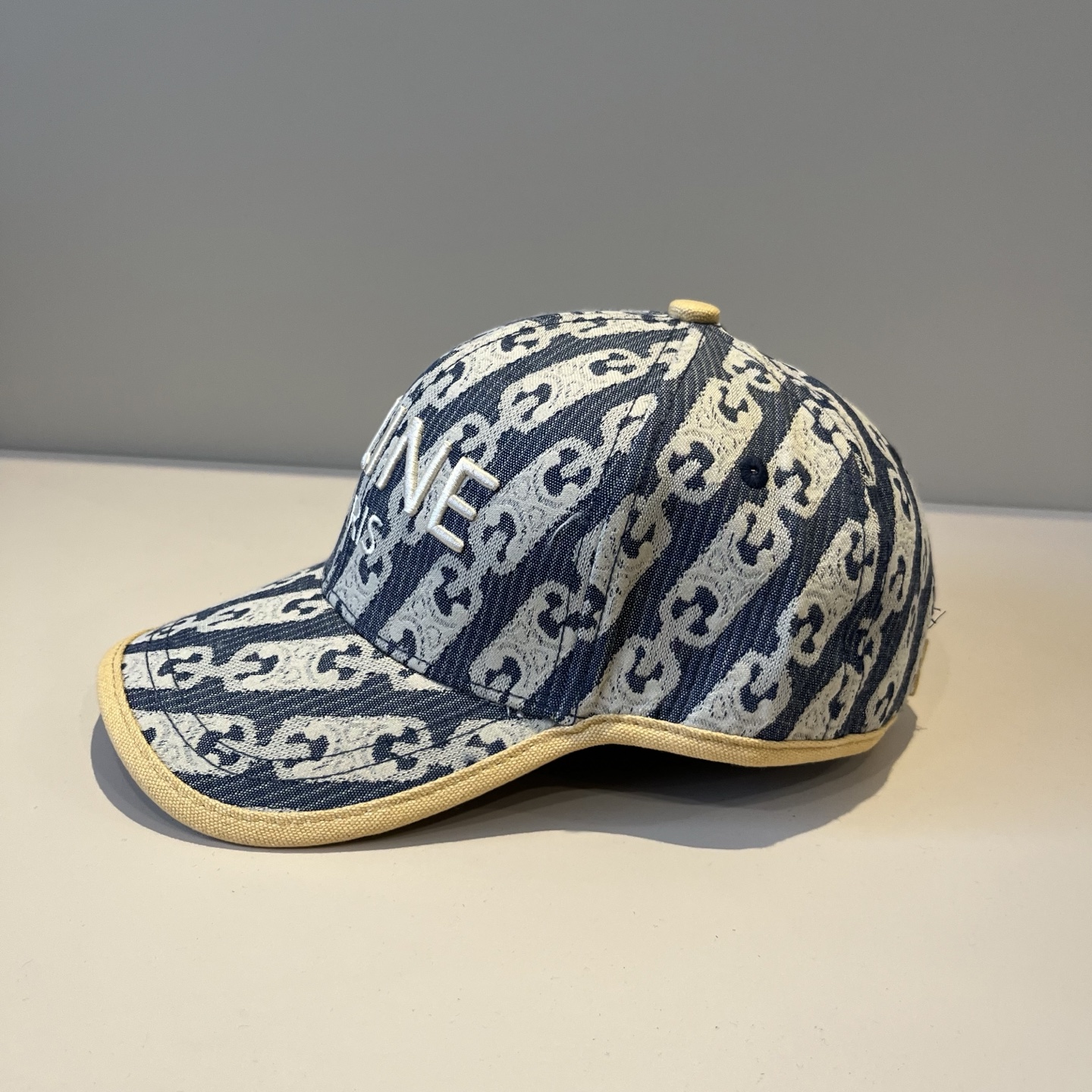 【CELINE赛琳】新款经典休闲潮流款 棒球帽🧢日韩风格，随便搭配都超好看！出门旅游，绝对要入手的一款