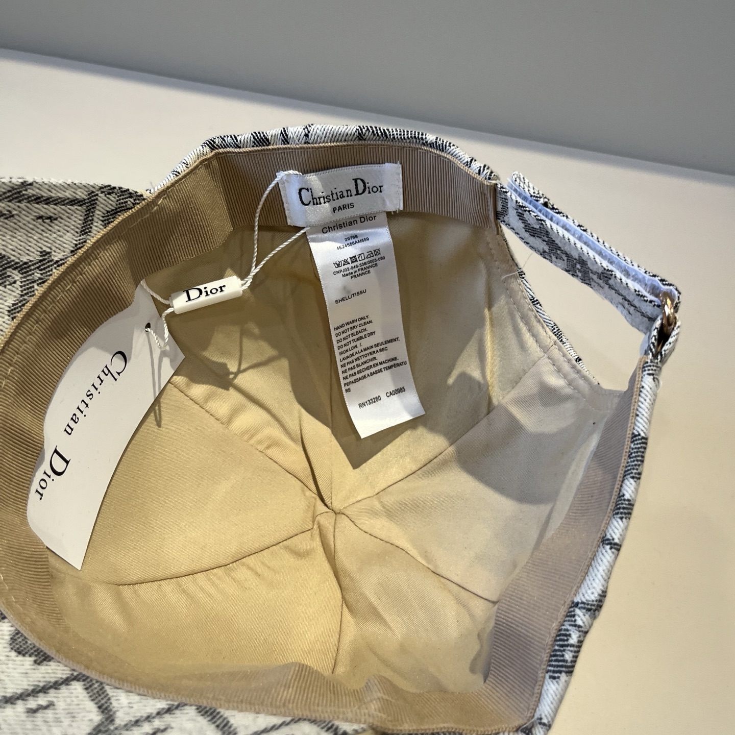 【DIOR迪奥】新款走量简约棒球帽🧢，新款出货，大牌款超好搭配，赶紧入手！