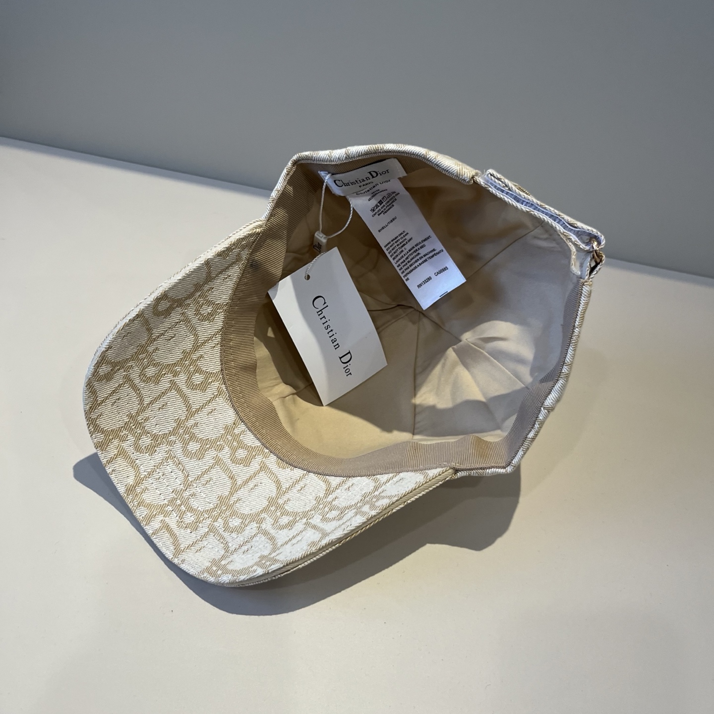 【DIOR迪奥】新款走量简约棒球帽🧢，新款出货，大牌款超好搭配，赶紧入手！