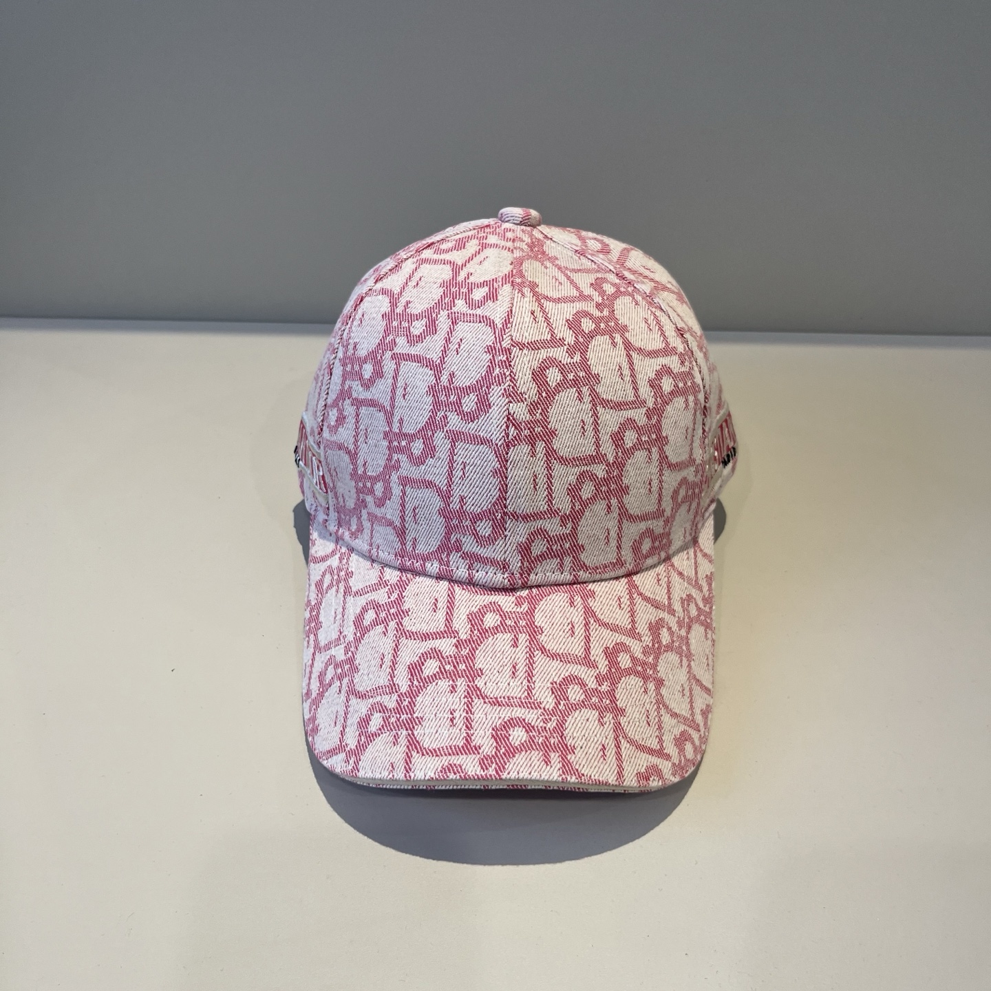 【DIOR迪奥】新款走量简约棒球帽🧢，新款出货，大牌款超好搭配，赶紧入手！