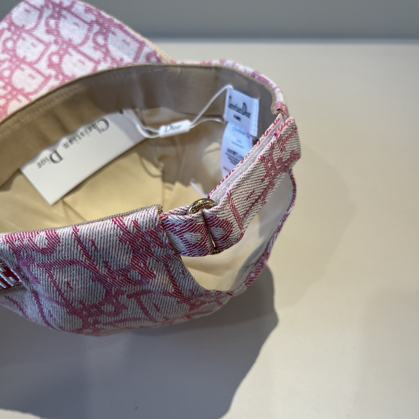 【DIOR迪奥】新款走量简约棒球帽🧢，新款出货，大牌款超好搭配，赶紧入手！