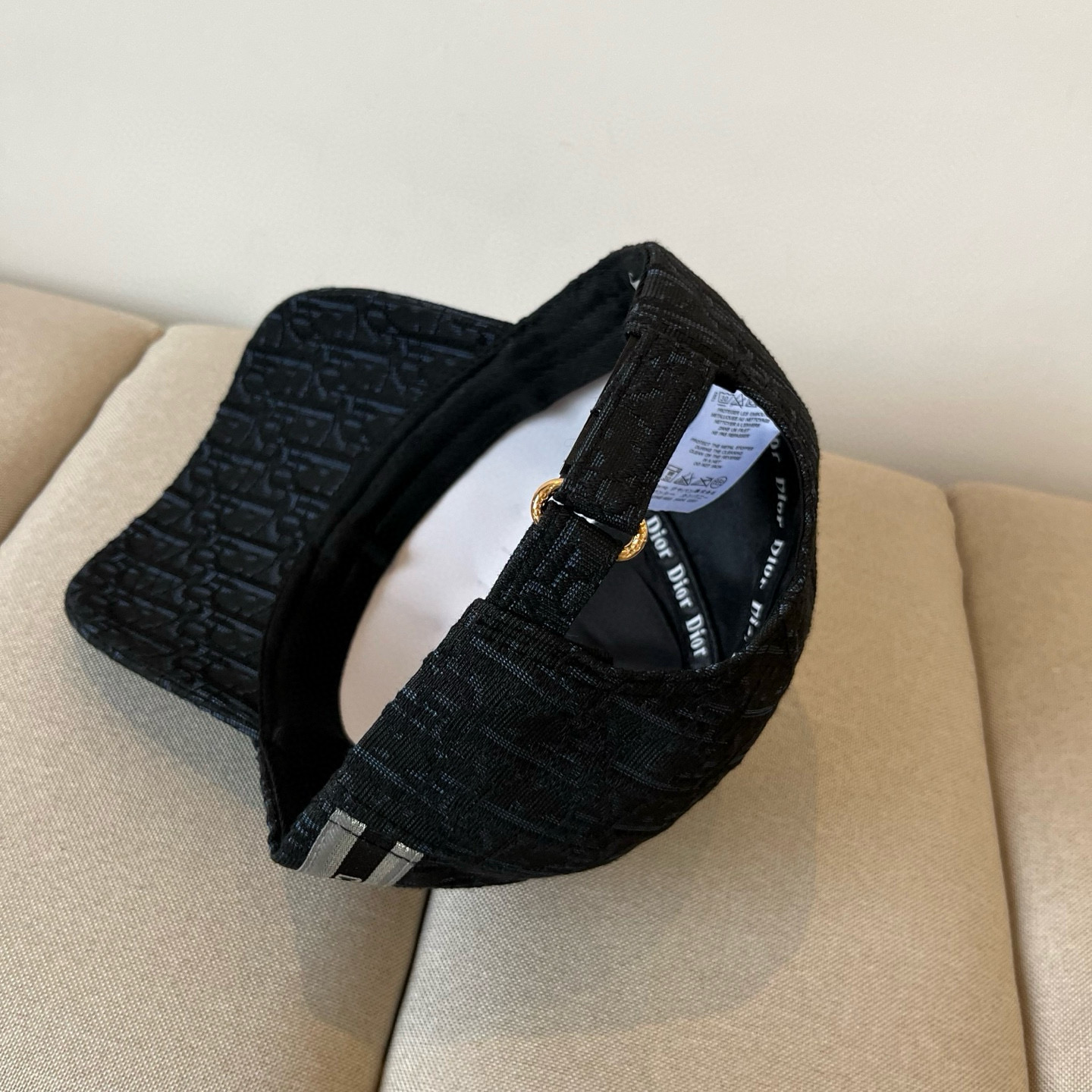 【DIOR迪奥】新款走量简约棒球帽🧢，新款出货，大牌款超好搭配，赶紧入手！