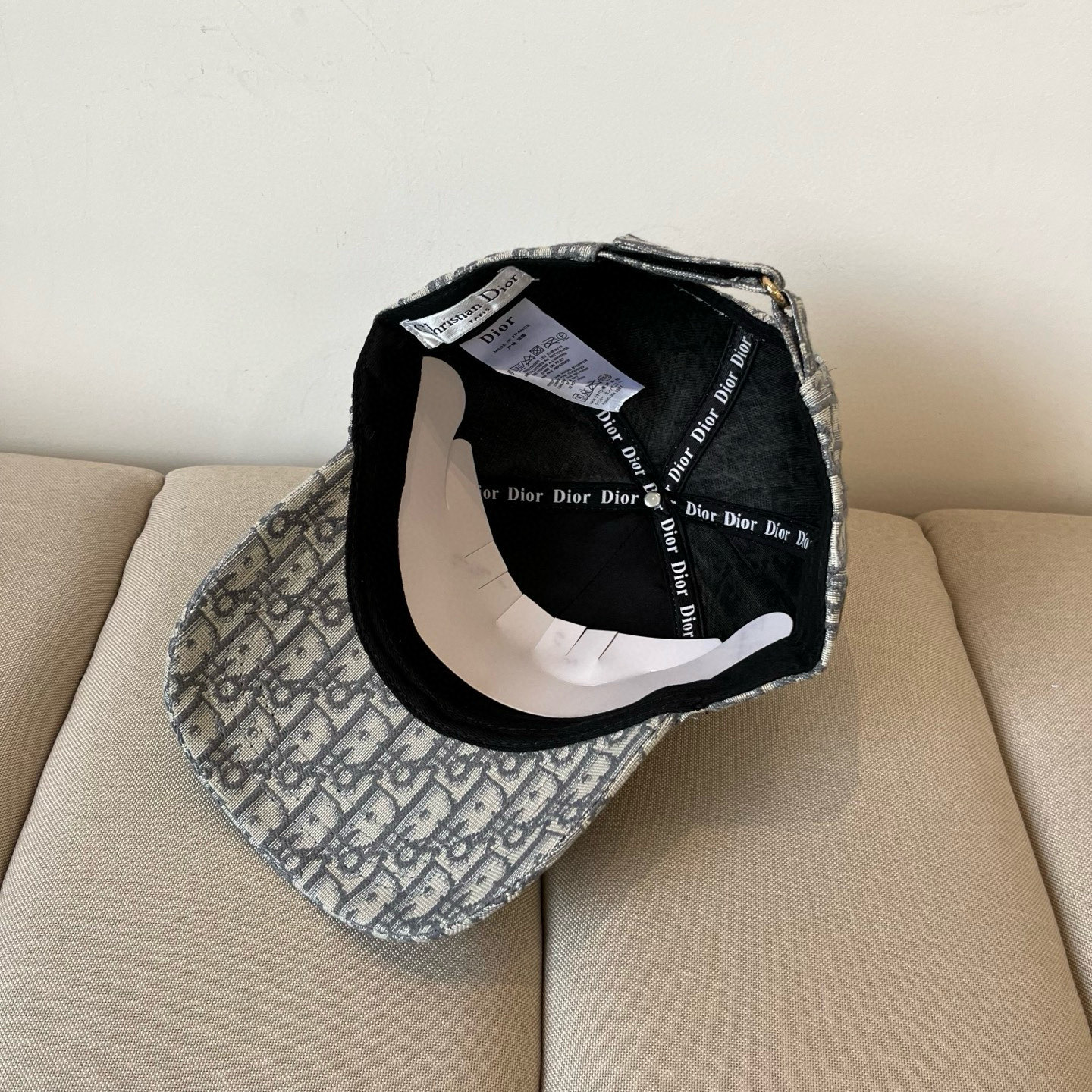 【DIOR迪奥】新款走量简约棒球帽🧢，新款出货，大牌款超好搭配，赶紧入手！