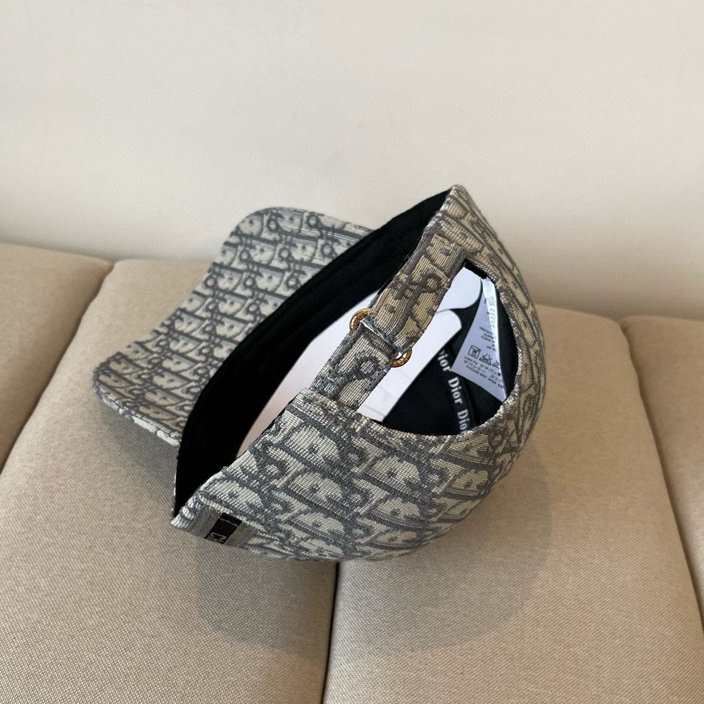 【DIOR迪奥】新款走量简约棒球帽🧢，新款出货，大牌款超好搭配，赶紧入手！