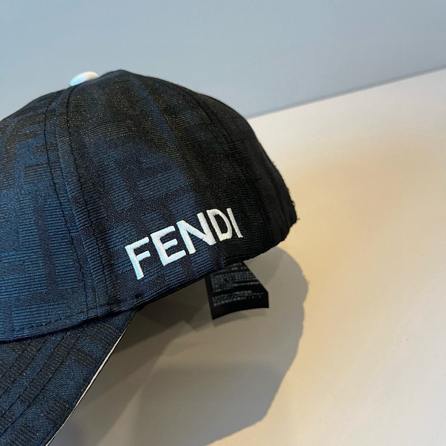  FENDI芬迪 老花系列棒球帽🧢 经典FF中古单品，气质穿搭单品，质量杠杠👍