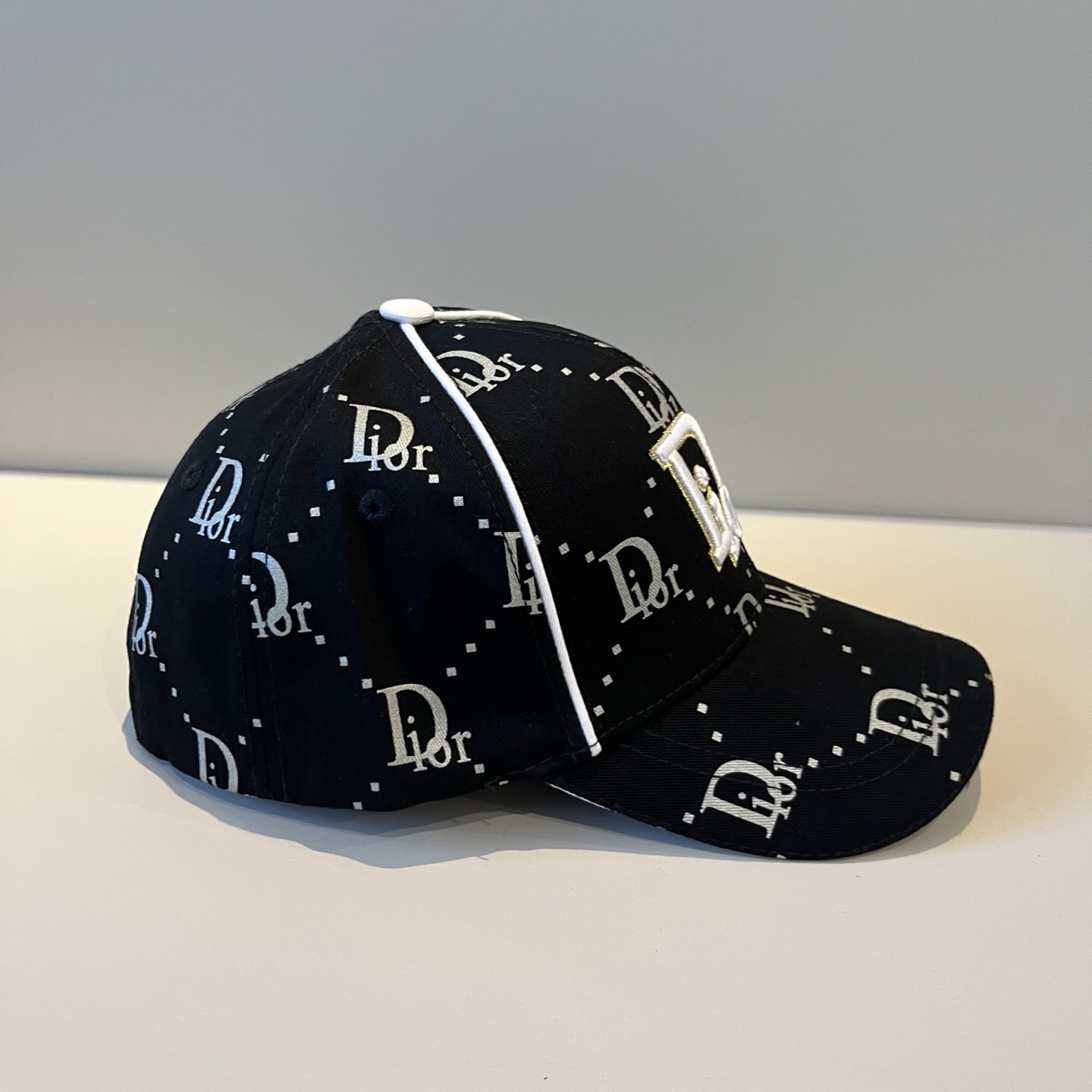 【DIOR迪奥】新款走量简约棒球帽🧢，新款出货，大牌款超好搭配，赶紧入手！