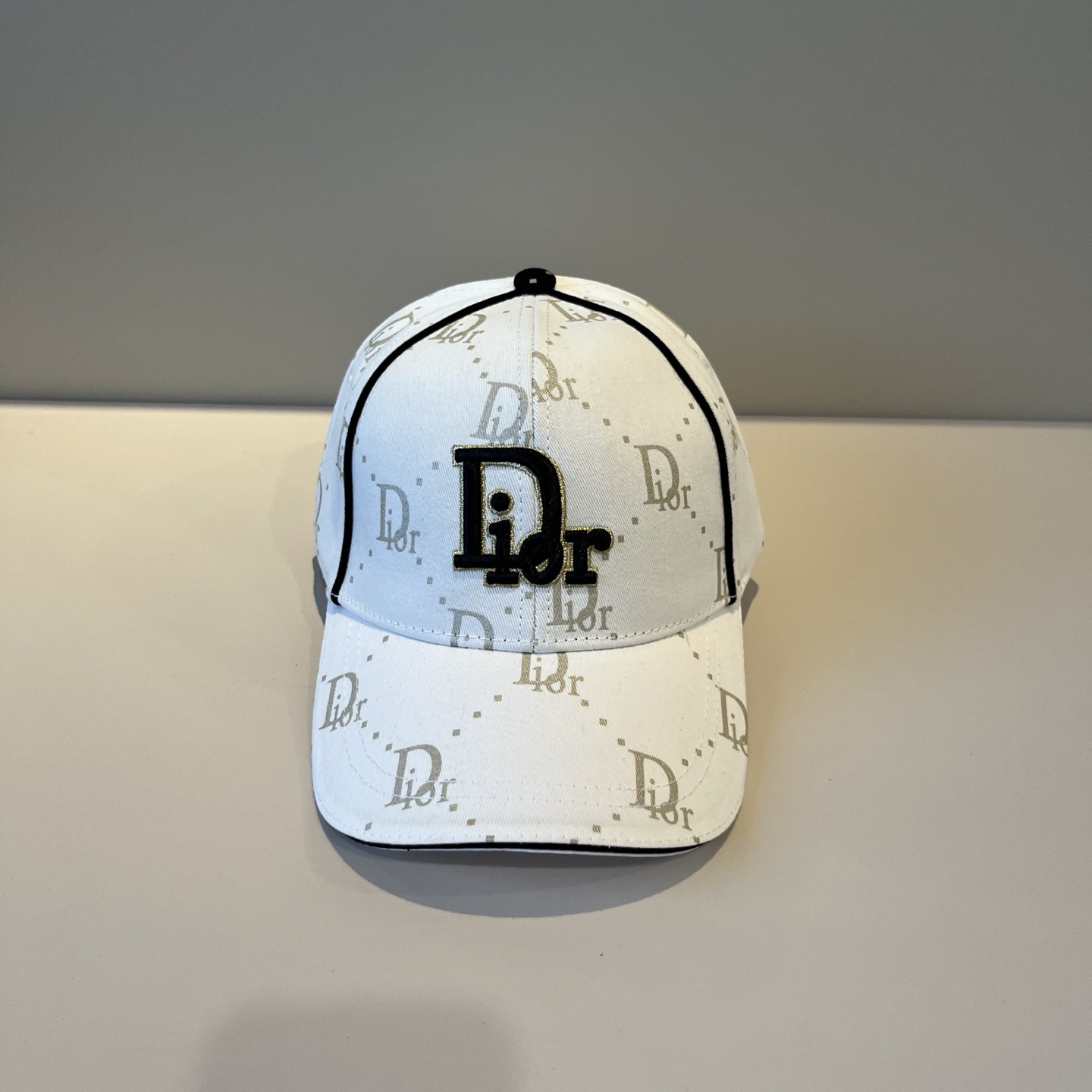 【DIOR迪奥】新款走量简约棒球帽🧢，新款出货，大牌款超好搭配，赶紧入手！