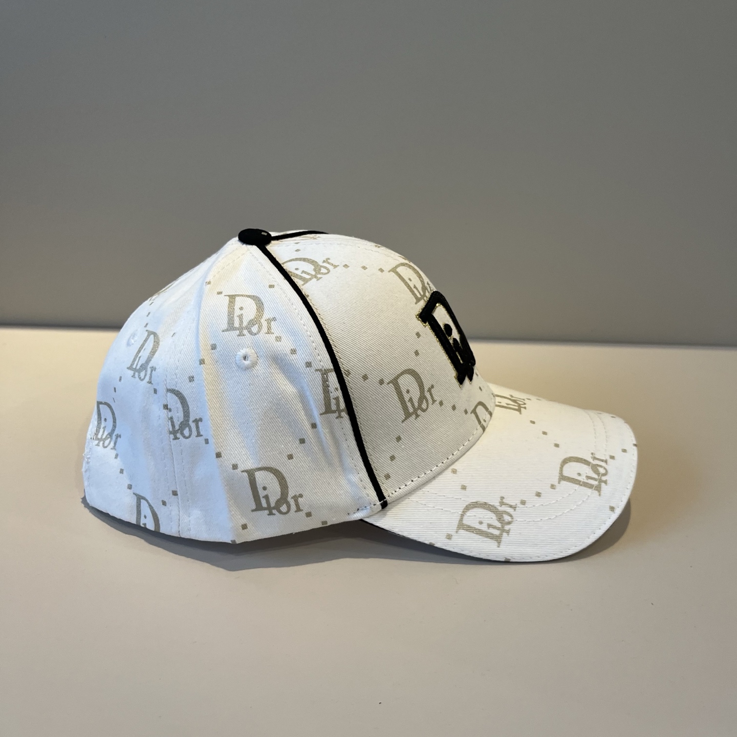 【DIOR迪奥】新款走量简约棒球帽🧢，新款出货，大牌款超好搭配，赶紧入手！