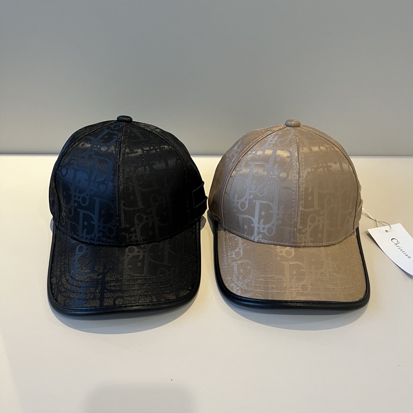 【DIOR迪奥】新款走量简约棒球帽🧢，新款出货，大牌款超好搭配，赶紧入手！