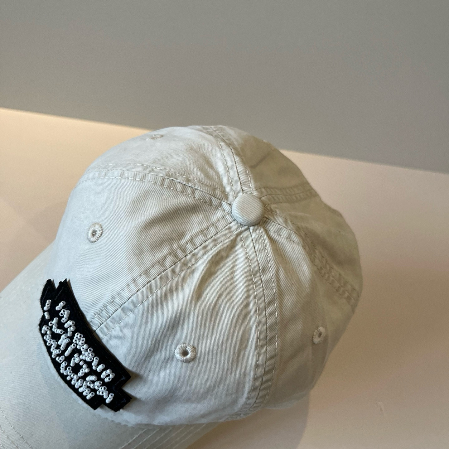 🧢路易威登棒球帽 LouisVuitton😍新款LV棒球帽，重工打造♥️高端大气，百搭款🤗男女通用！跑量