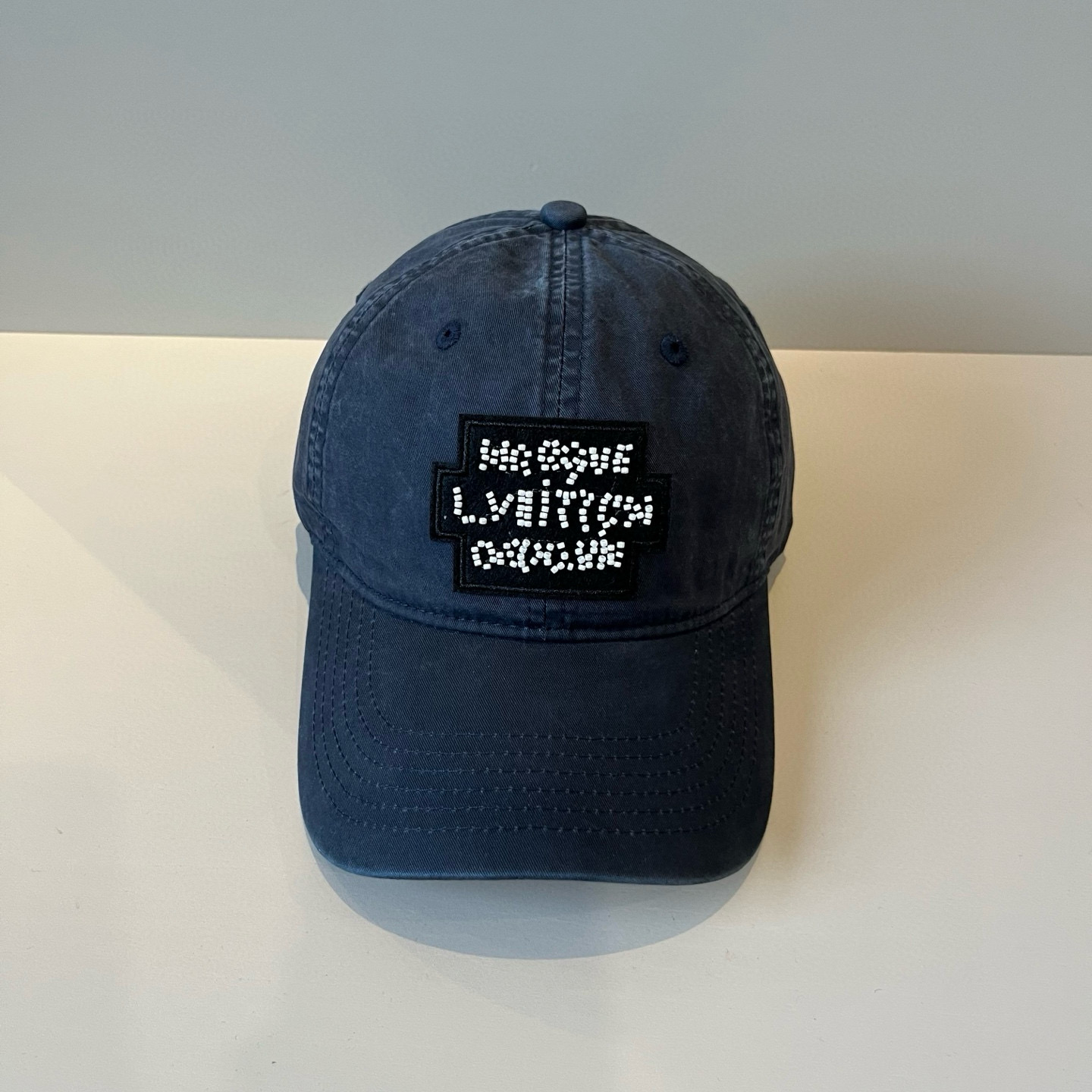 🧢路易威登棒球帽 LouisVuitton😍新款LV棒球帽，重工打造♥️高端大气，百搭款🤗男女通用！跑量