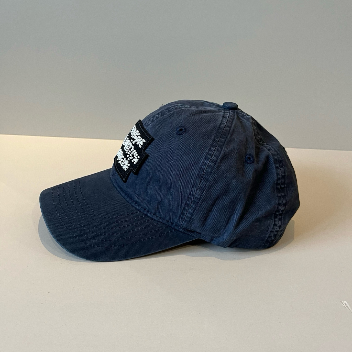 🧢路易威登棒球帽 LouisVuitton😍新款LV棒球帽，重工打造♥️高端大气，百搭款🤗男女通用！跑量