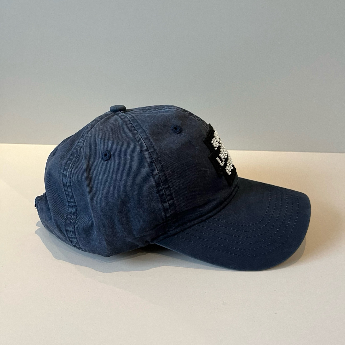 🧢路易威登棒球帽 LouisVuitton😍新款LV棒球帽，重工打造♥️高端大气，百搭款🤗男女通用！跑量