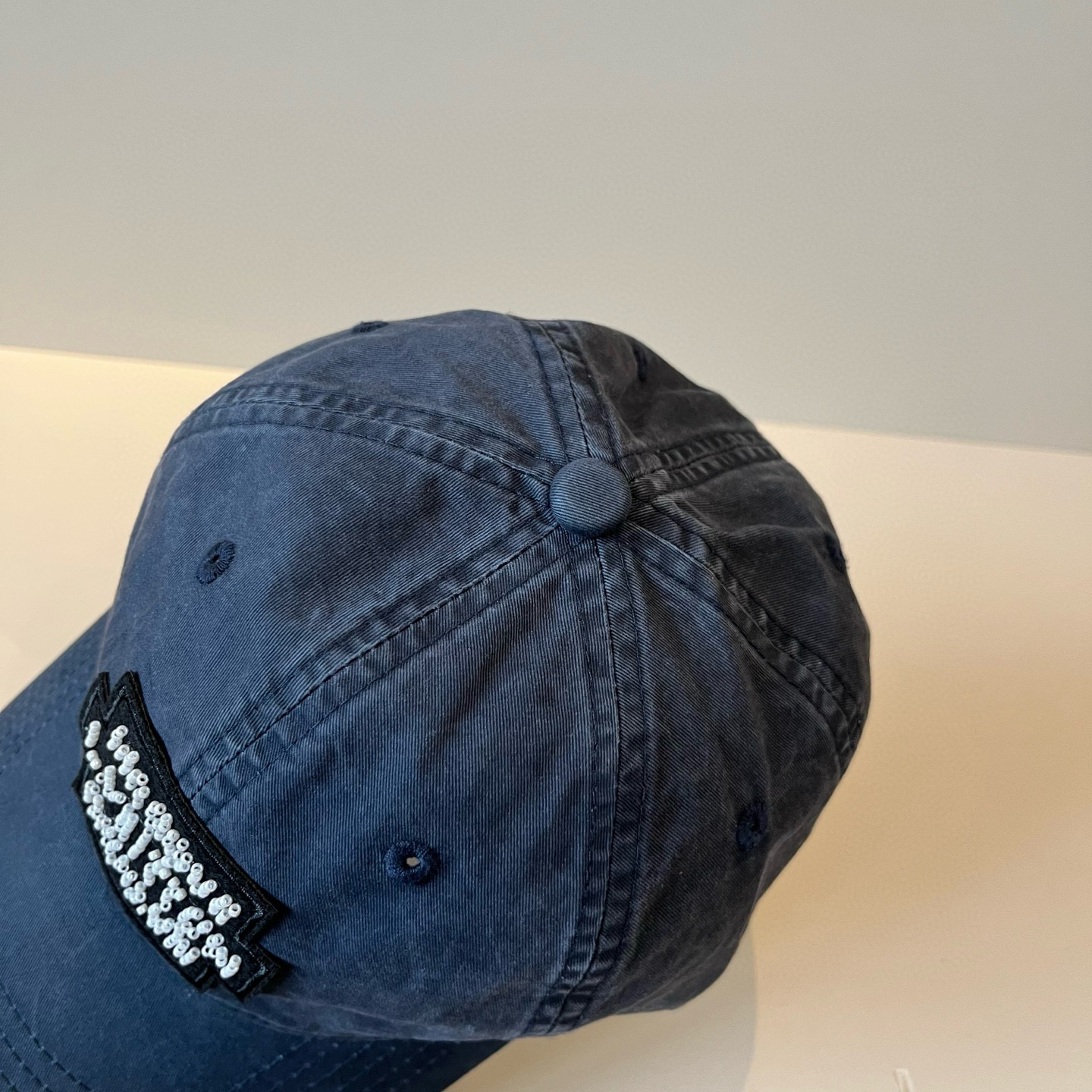 🧢路易威登棒球帽 LouisVuitton😍新款LV棒球帽，重工打造♥️高端大气，百搭款🤗男女通用！跑量