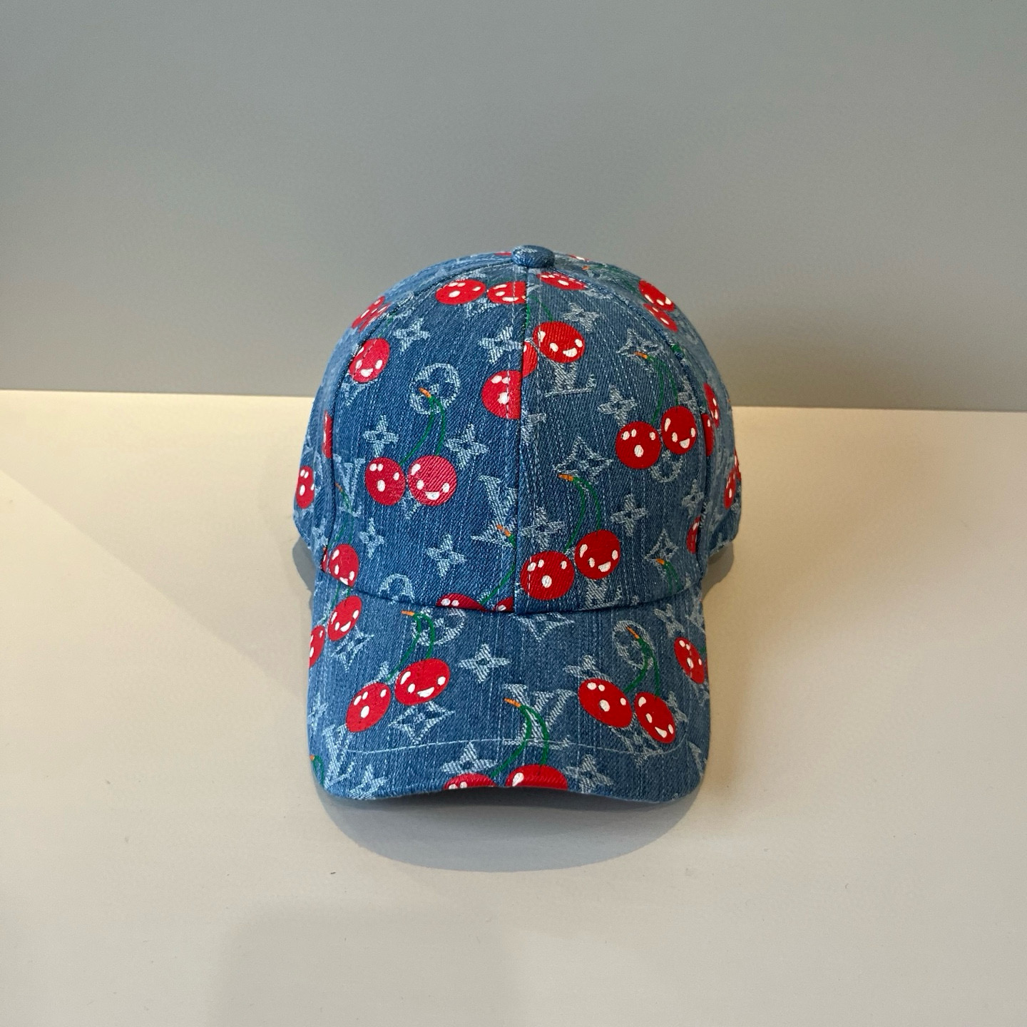 🧢路易威登棒球帽 LouisVuitton😍新款LV棒球帽，重工打造♥️高端大气，百搭款🤗男女通用！跑量