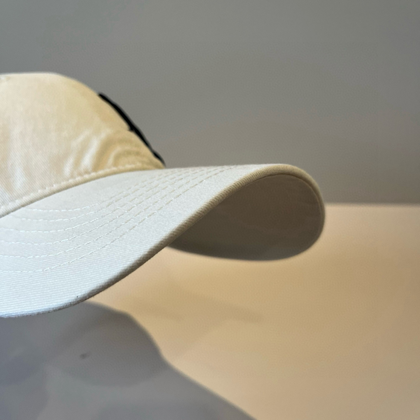 🧢路易威登棒球帽 LouisVuitton😍新款LV棒球帽，重工打造♥️高端大气，百搭款🤗男女通用！跑量