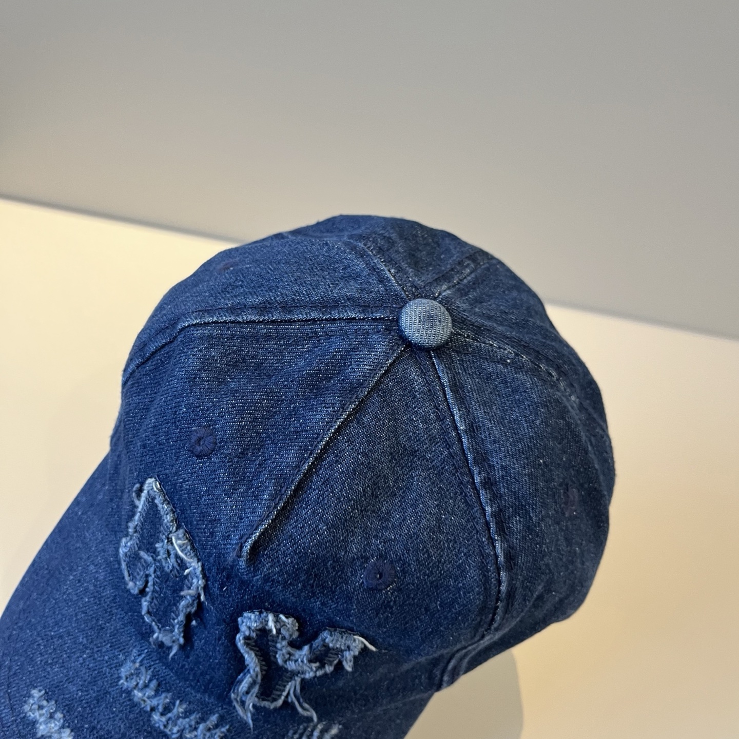  古奇棒球帽♥️GUCCI🧢官网新品，棒球帽，原单品质火爆来袭 。🎩 工艺非常精美 高档大气上档次！低调