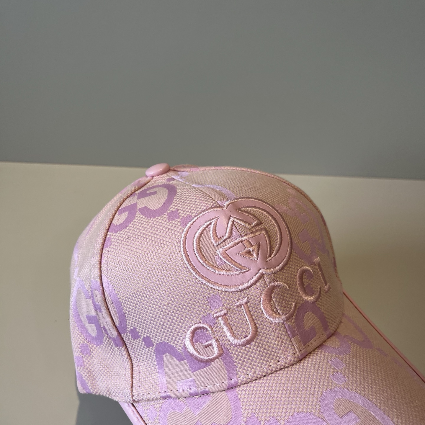  古奇棒球帽♥️GUCCI🧢官网新品，棒球帽，原单品质火爆来袭 。🎩 工艺非常精美 高档大气上档次！低调