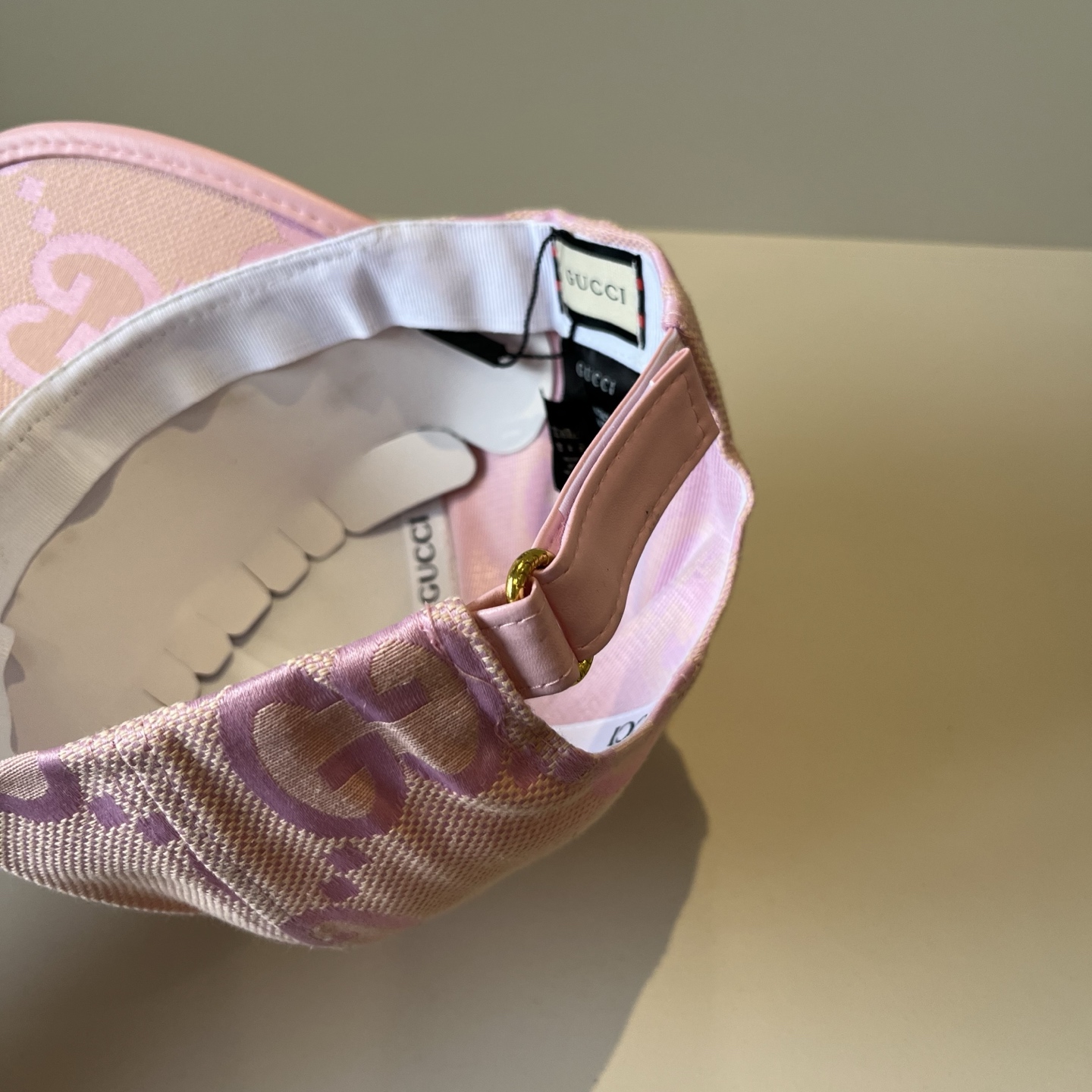  古奇棒球帽♥️GUCCI🧢官网新品，棒球帽，原单品质火爆来袭 。🎩 工艺非常精美 高档大气上档次！低调