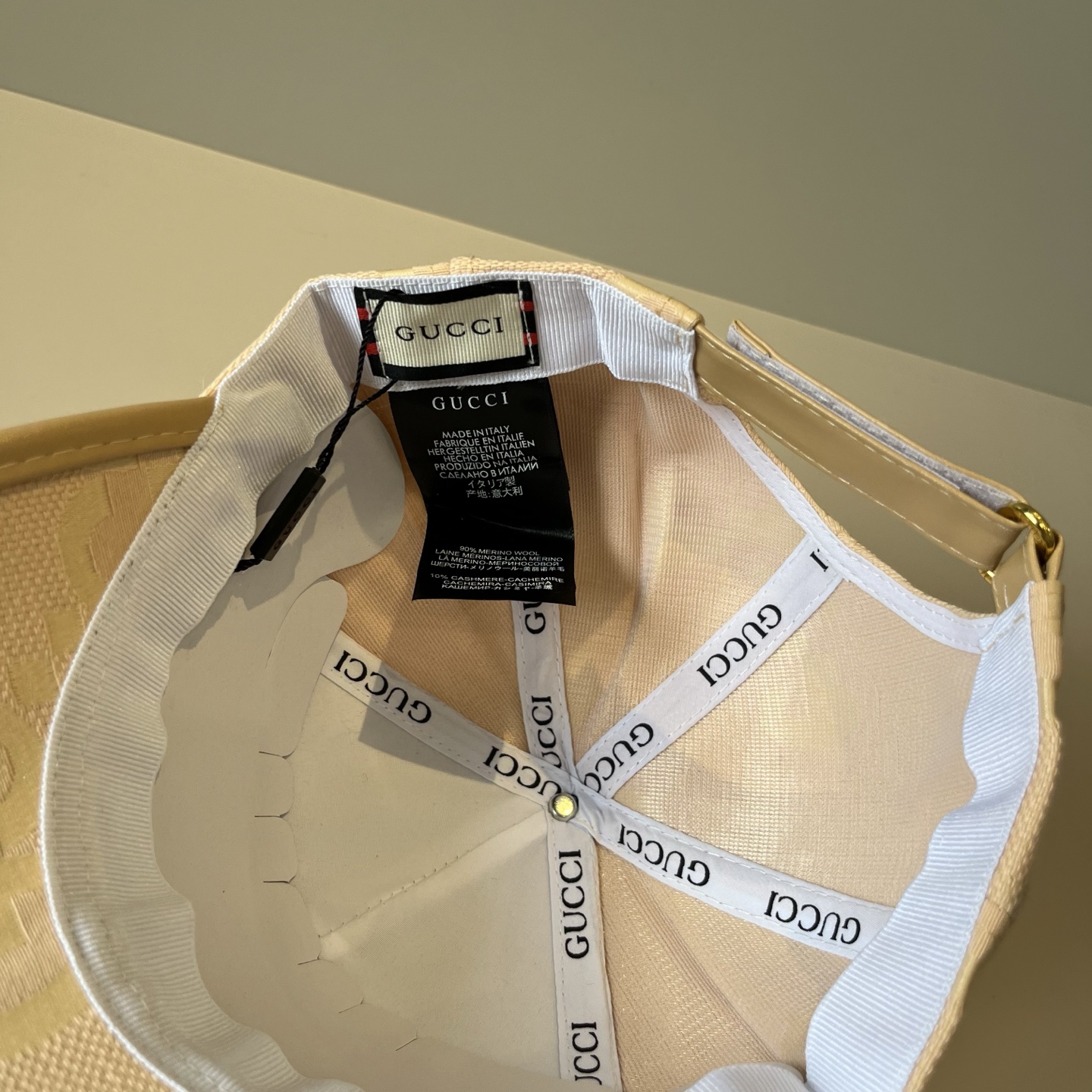  古奇棒球帽♥️GUCCI🧢官网新品，棒球帽，原单品质火爆来袭 。🎩 工艺非常精美 高档大气上档次！低调