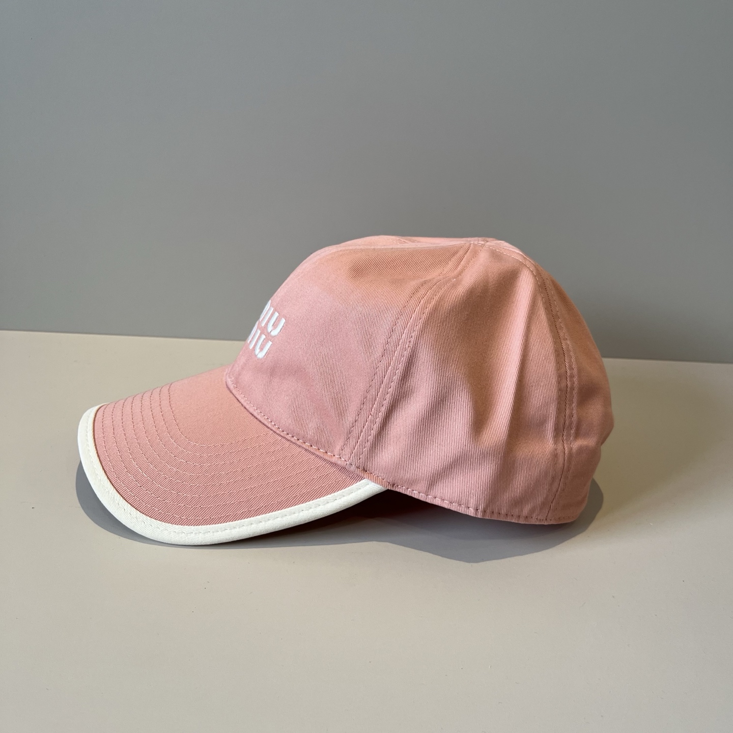  谬谬miumiu 原单春夏新款棒球帽，正品开模订制，原版做工细致质量超赞！