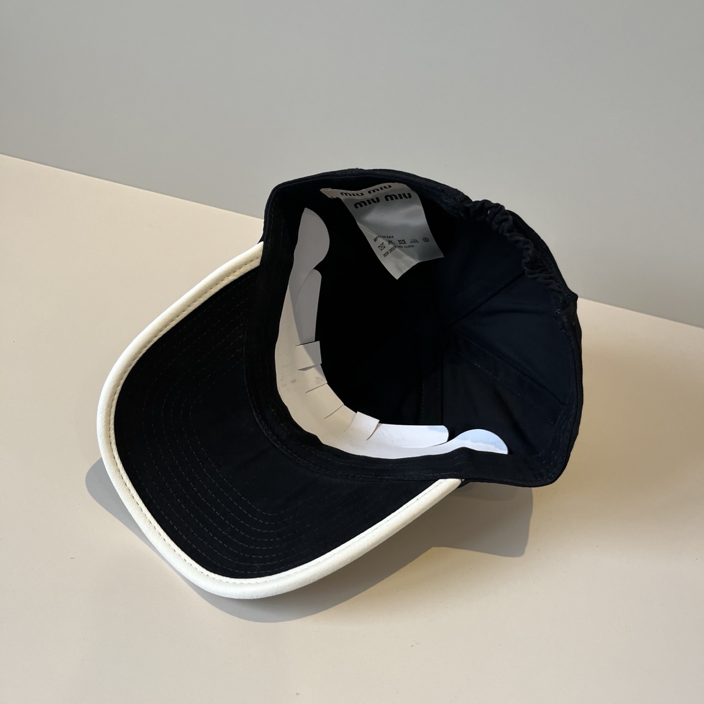  谬谬miumiu 原单春夏新款棒球帽，正品开模订制，原版做工细致质量超赞！