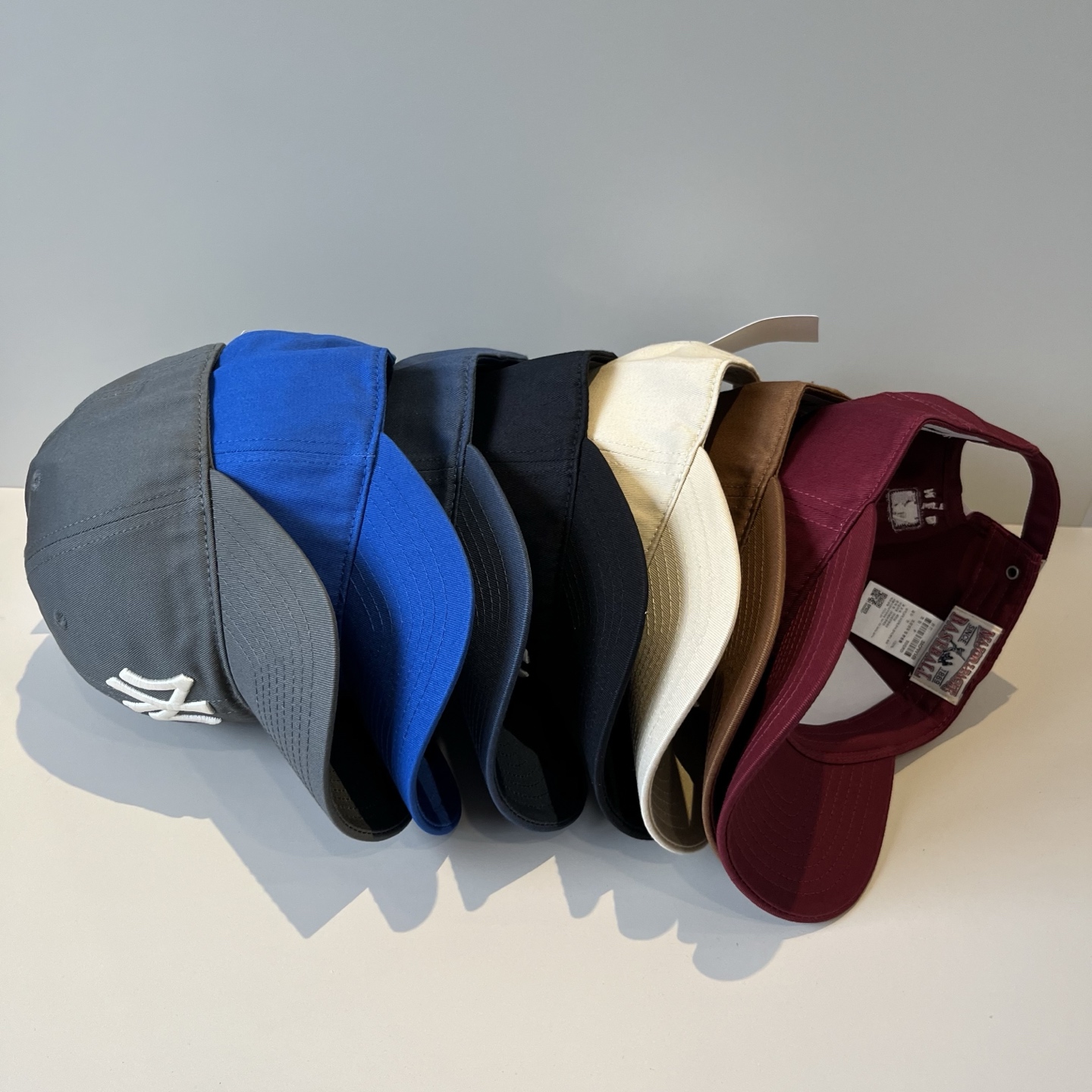  新品ꫛꫀꪝ ❥——❤专柜品质，细节就是完美
MLB拼接新款 官网步上新Ny🧢，代购版本 质量看细节好！