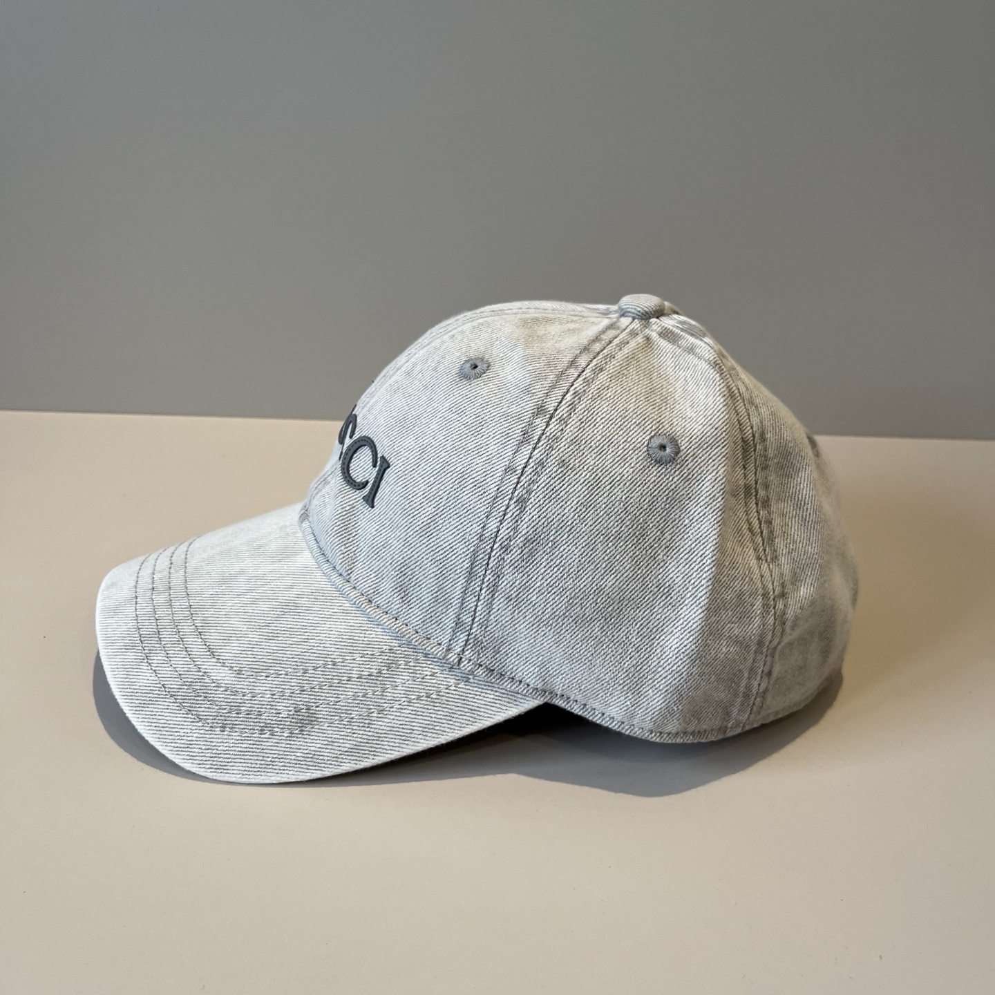  古奇棒球帽♥️GUCCI🧢官网新品，棒球帽，原单品质火爆来袭 。🎩 工艺非常精美 高档大气上档次！低调