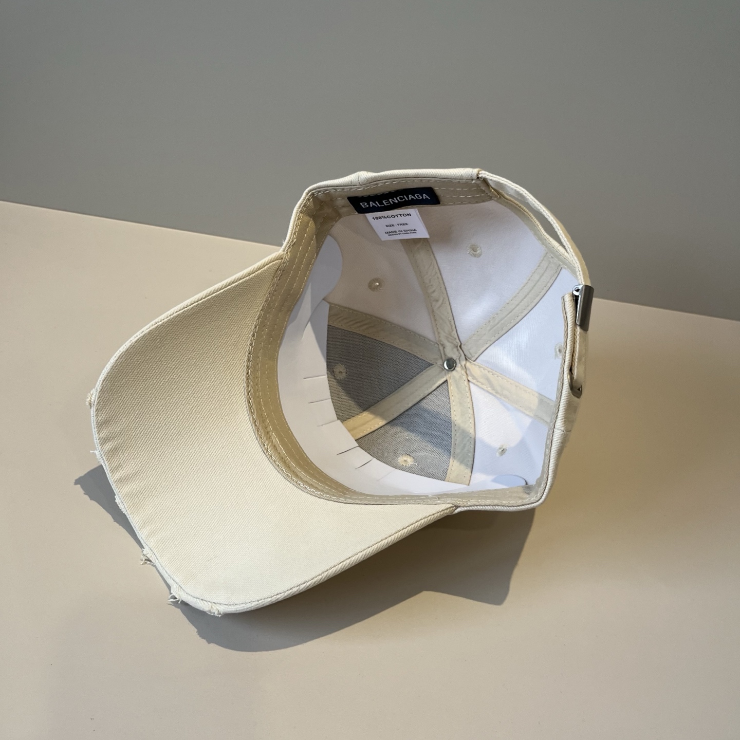  古奇棒球帽♥️GUCCI🧢官网新品，棒球帽，原单品质火爆来袭 。🎩 工艺非常精美 高档大气上档次！低调