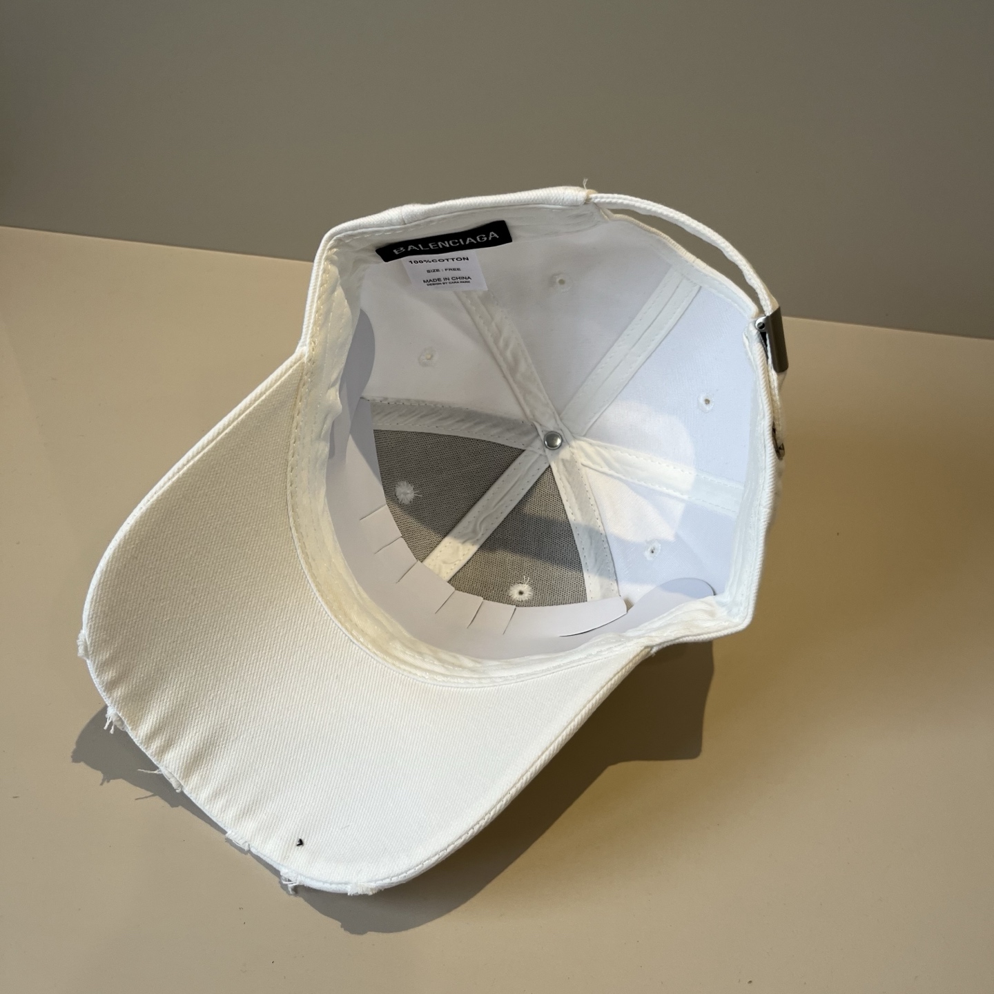  古奇棒球帽♥️GUCCI🧢官网新品，棒球帽，原单品质火爆来袭 。🎩 工艺非常精美 高档大气上档次！低调