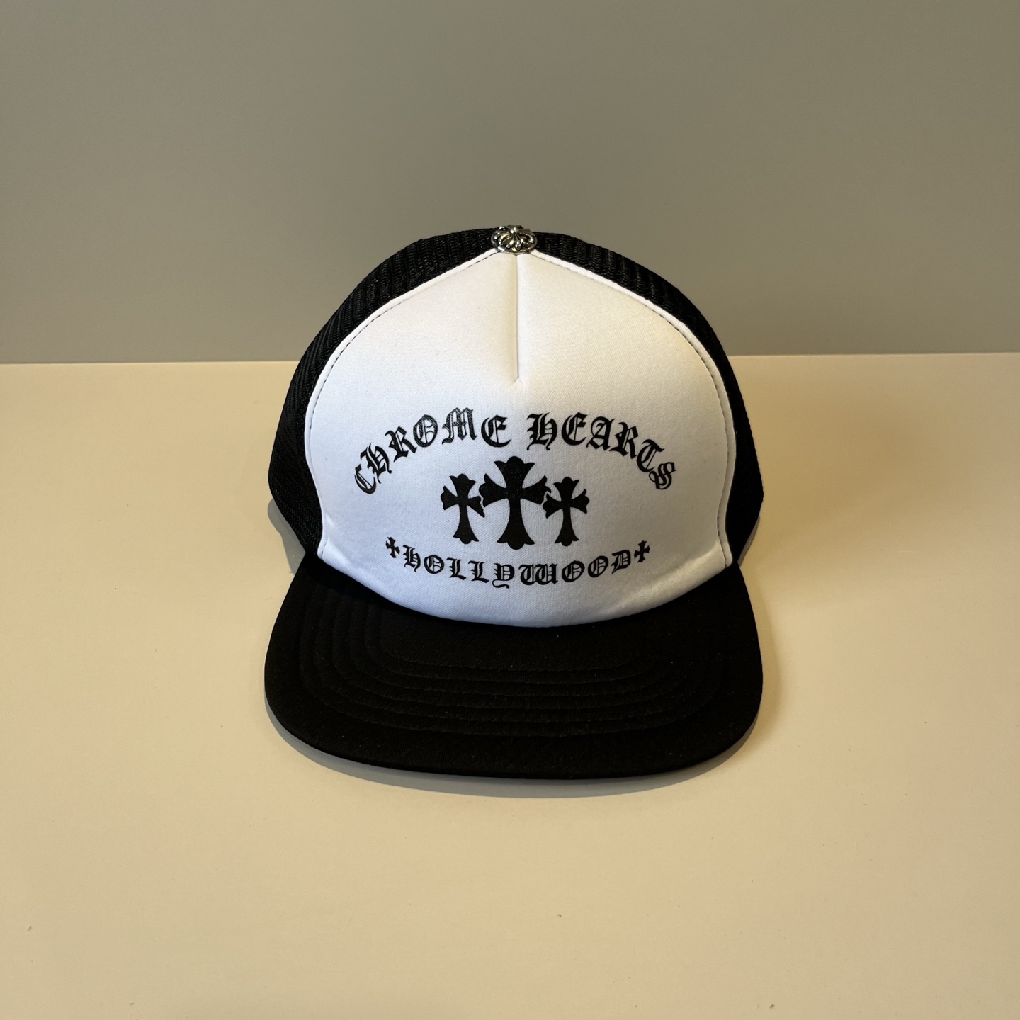  克罗心最新时尚前卫的休闲设计风格，戴上头就是这样好看看哦，做工精细，男女同款！